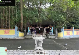 Ngôi đền linh thiêng của vùng quê Việt Nam